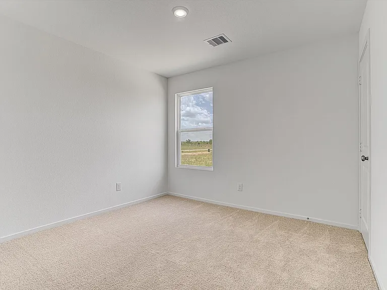 390 Lucia Way — Photo 26