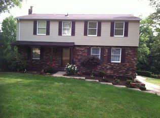 2329 Weston Dr, Pittsburgh, PA 15241