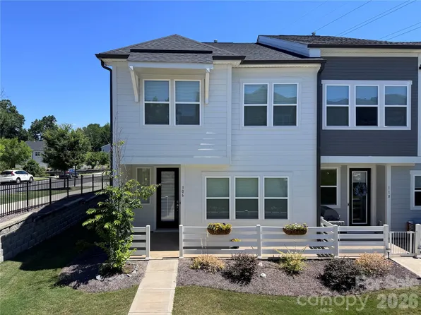 106 Renny Aly, Charlotte, NC 28217