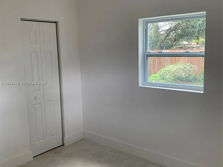 6740 Park St — Photo 8