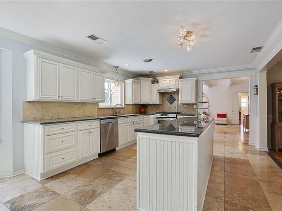 4th image of 6422 Bertha Dr