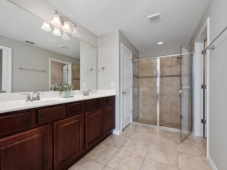 12208 Pescara Ln — Photo 21
