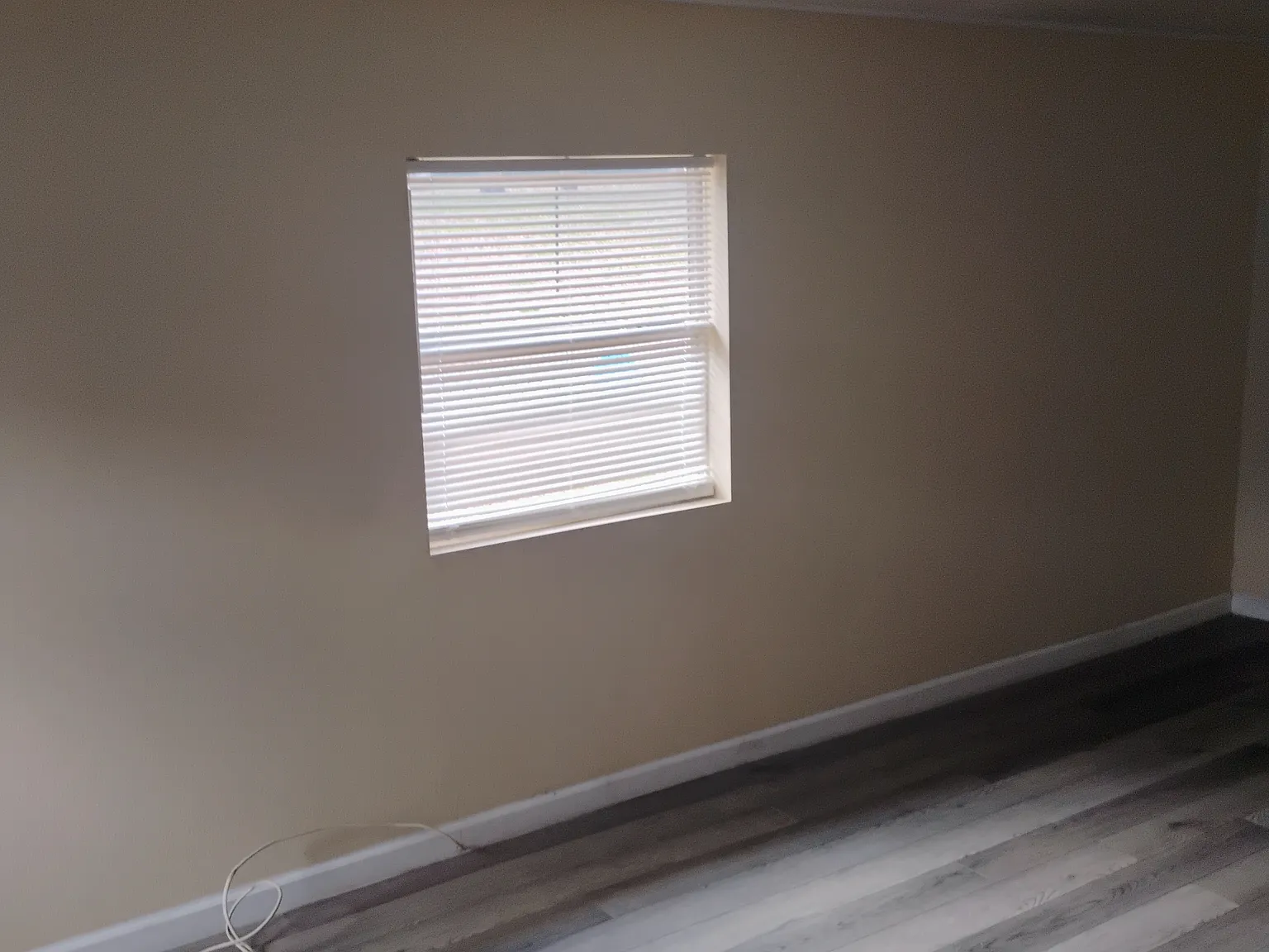 3 bed, 1084 sqft, $1,500 — Photo 3