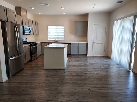 2nd image of 9272 Farmstead Cir