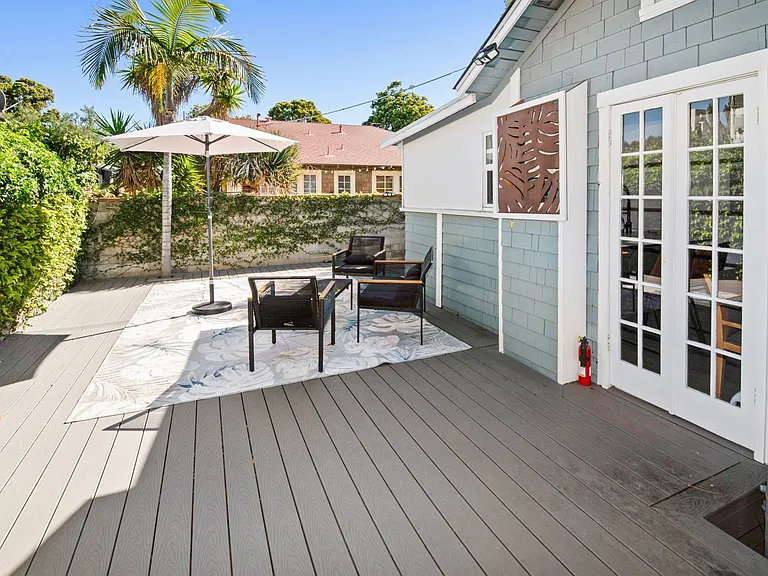 935 Olive Ave — Photo 3