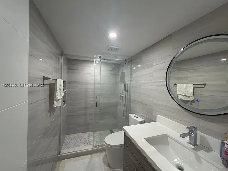 1800 Collins Ave #3H — Photo 12