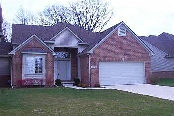 1st image of 6070 Lochmore Dr #1