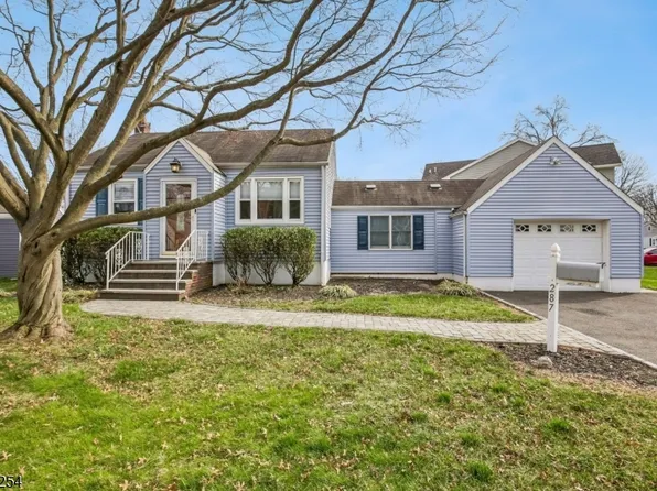 287 Roosevelt Ln, Kenilworth Boro, NJ 07033