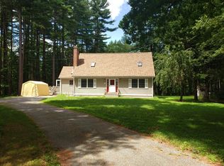 90 Carmody Rd, Hampden, MA 01036