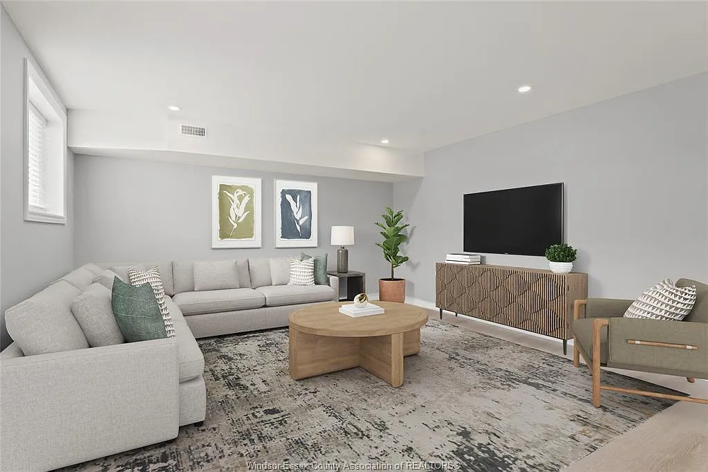 2 bed, 1050 sqft, $2,100 — Photo 4