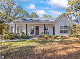 32 Shirleys Way, Hartwell, GA 30643