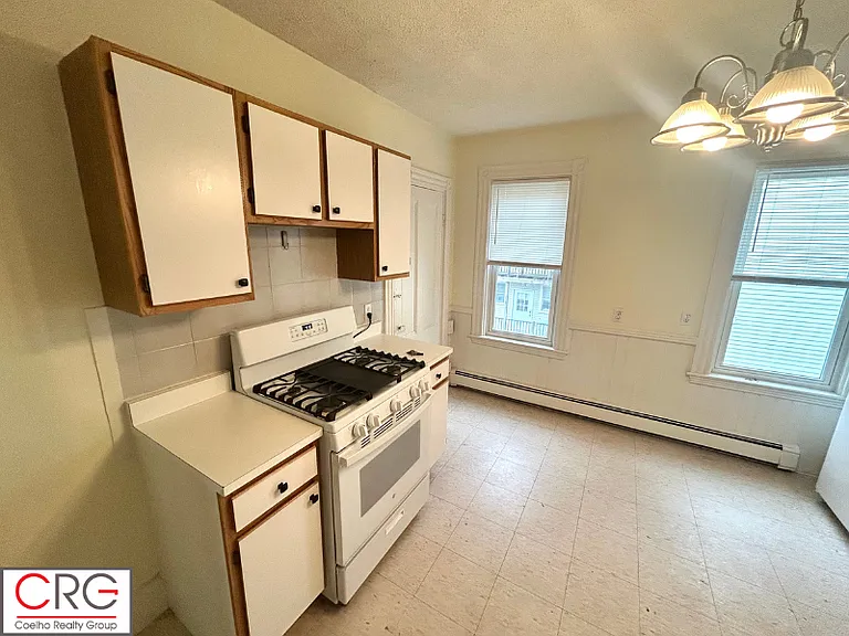 89 Lincoln St #2 — Photo 16