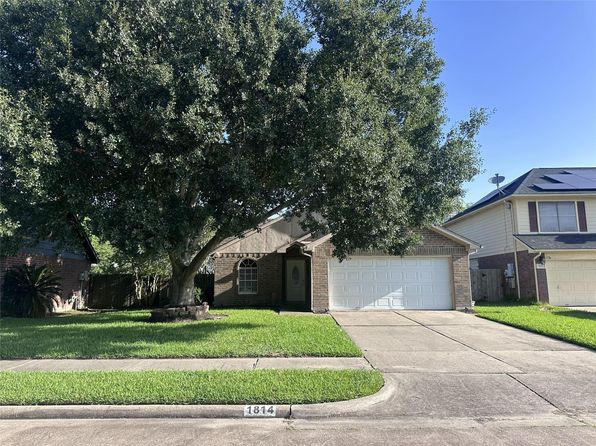 1814 Grove Court Dr