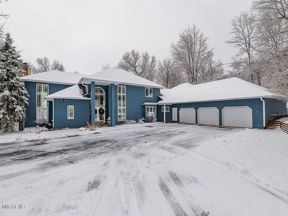 1st image of 7455 Hidden Cove Pl