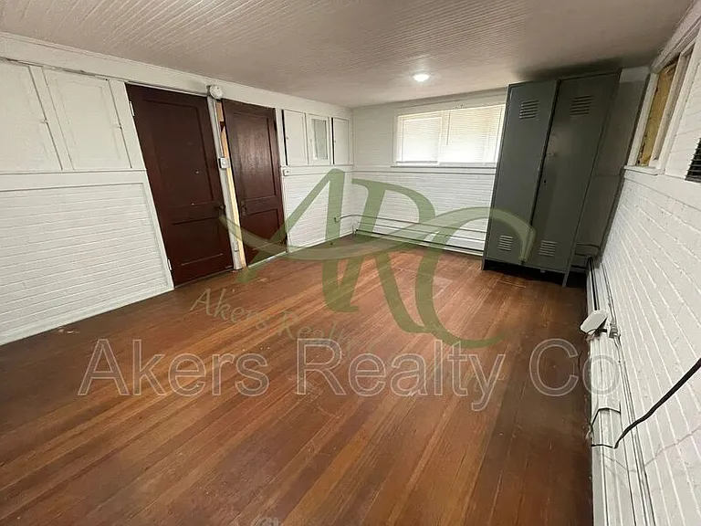1124 Lake Ave — Photo 11