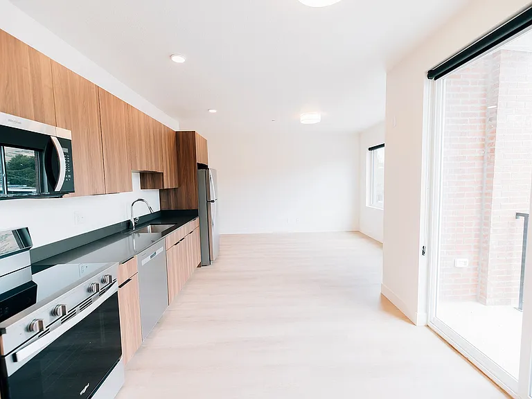404 S Main St #201 — Photo 5