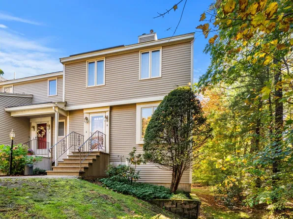 58 Brickett Hill Cir, Haverhill, MA 01830