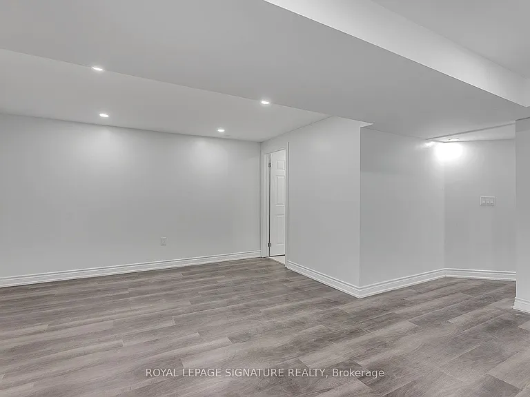 353 Wood Duck Ln #BASEMENT — Photo 14