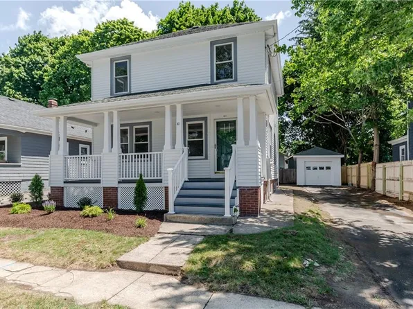 41 Wellesley Ave, North Providence, RI 02911