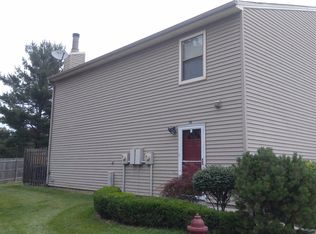10 Johnny Appleseed Ct, Cincinnati, OH 45255