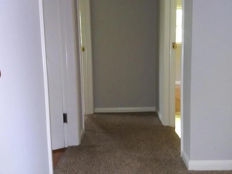 1359 Cornwall Rd — Photo 19