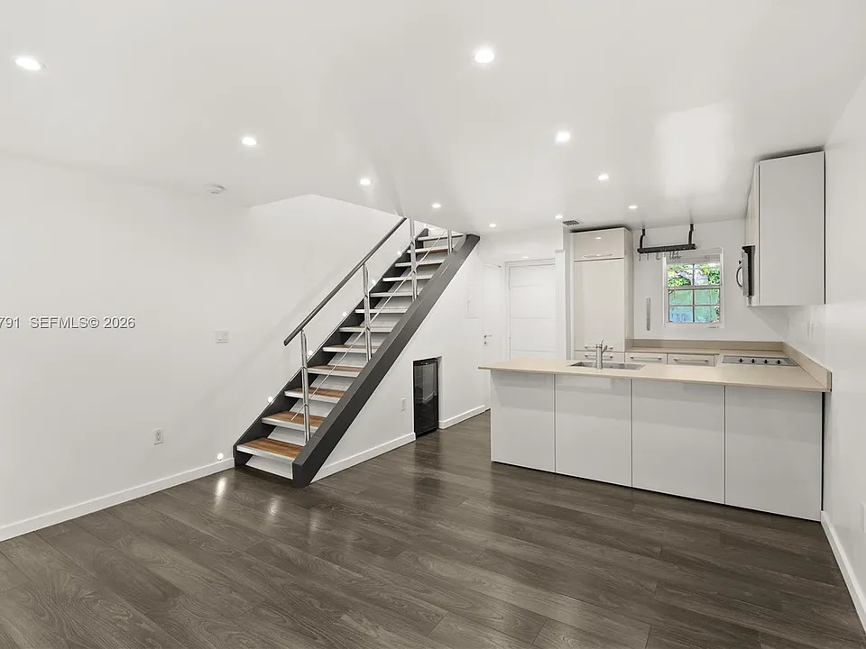 3130 Bird Ave #3