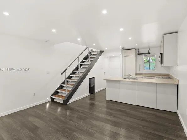 3130 Bird Ave APT 3, Miami, FL 33133