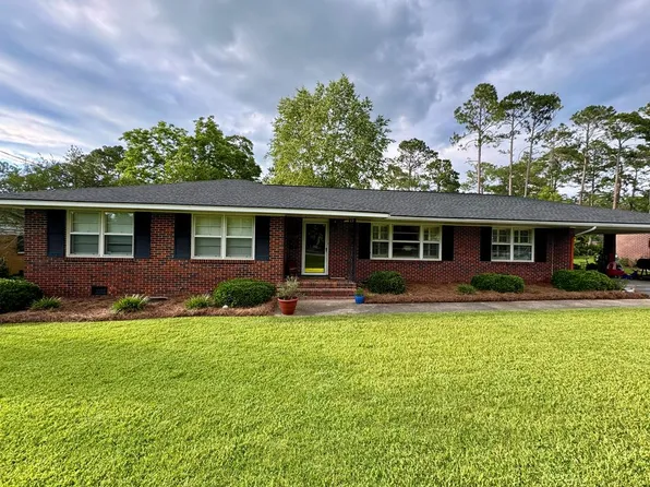 1110 Dellwood Dr, Valdosta, GA 31602