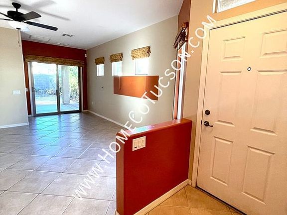 3rd image of 375 W Calle Montero
