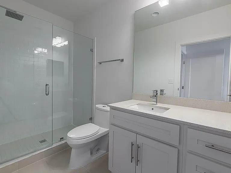 312 Northwood — Photo 45