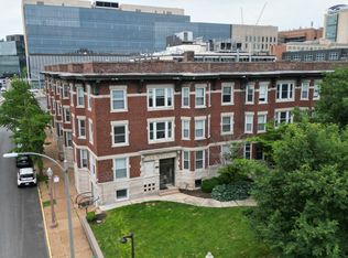Lyndon Apartment, Saint Louis, MO 63108