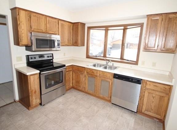 2nd image of 10188 Hupp St NE