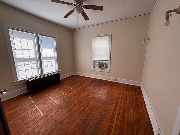 3rd image of 669 Farrington St #669