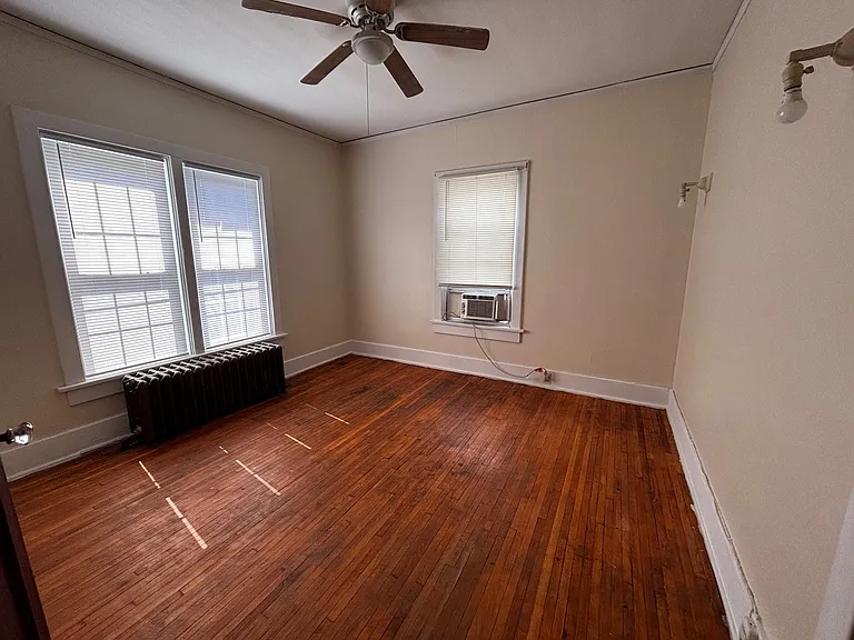 669 Farrington St #669 — Photo 3