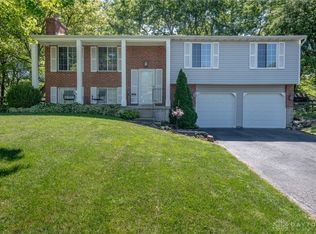 464 Peachcreek Rd, Dayton, OH 45458
