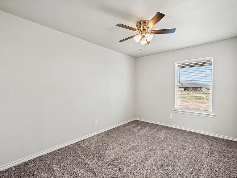 8807 N County Road 3200 — Photo 22