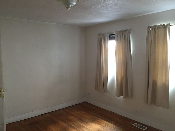 5th image of 122A Westbourne Ter #1