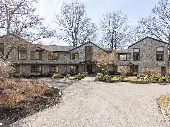 2nd image of 50 Fairview Rd