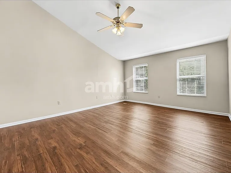 2626 Sterling Trce — Photo 11