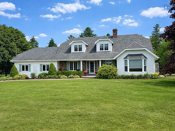 2nd image of 185 Dorsay Rd