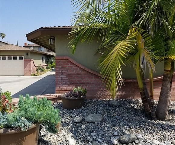 1st image of 14447 Palmrose St #B