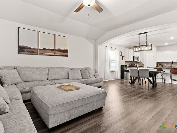 2nd image of 2501 Creekside Hills Blvd