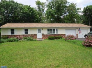 752 Willowbrook Rd, Coopersburg, PA 18036