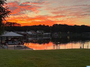 445 Coves Point Dr, Riverside, AL 35135