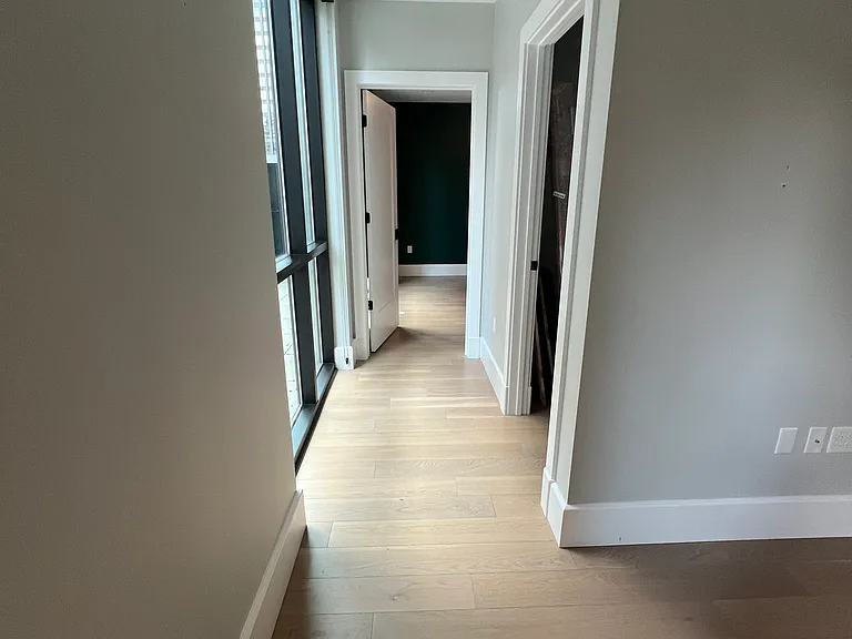 350 Oliver Ave #807 — Photo 6