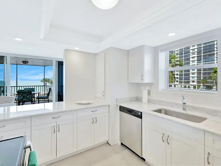 10701 Gulf Shore Dr #302 — Photo 9