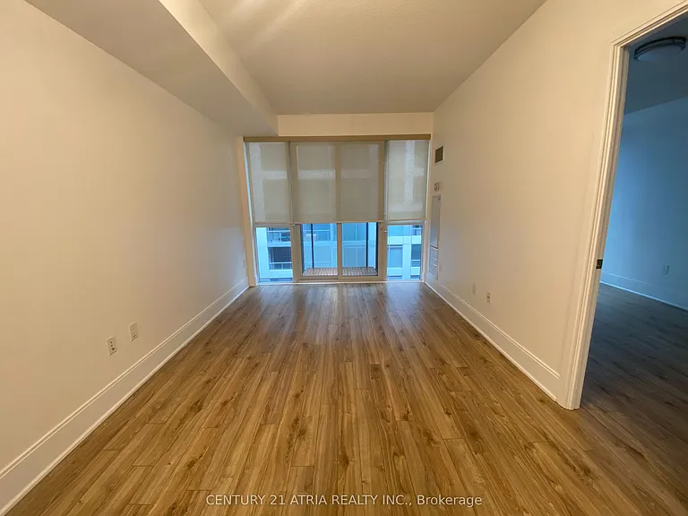 560 Front St W #706 — Photo 7
