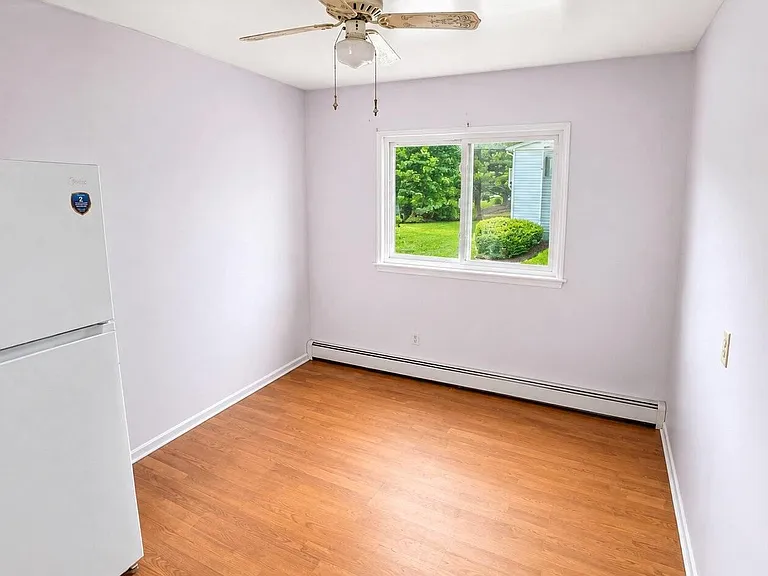 5 Fishkill Glen Dr #B — Photo 7