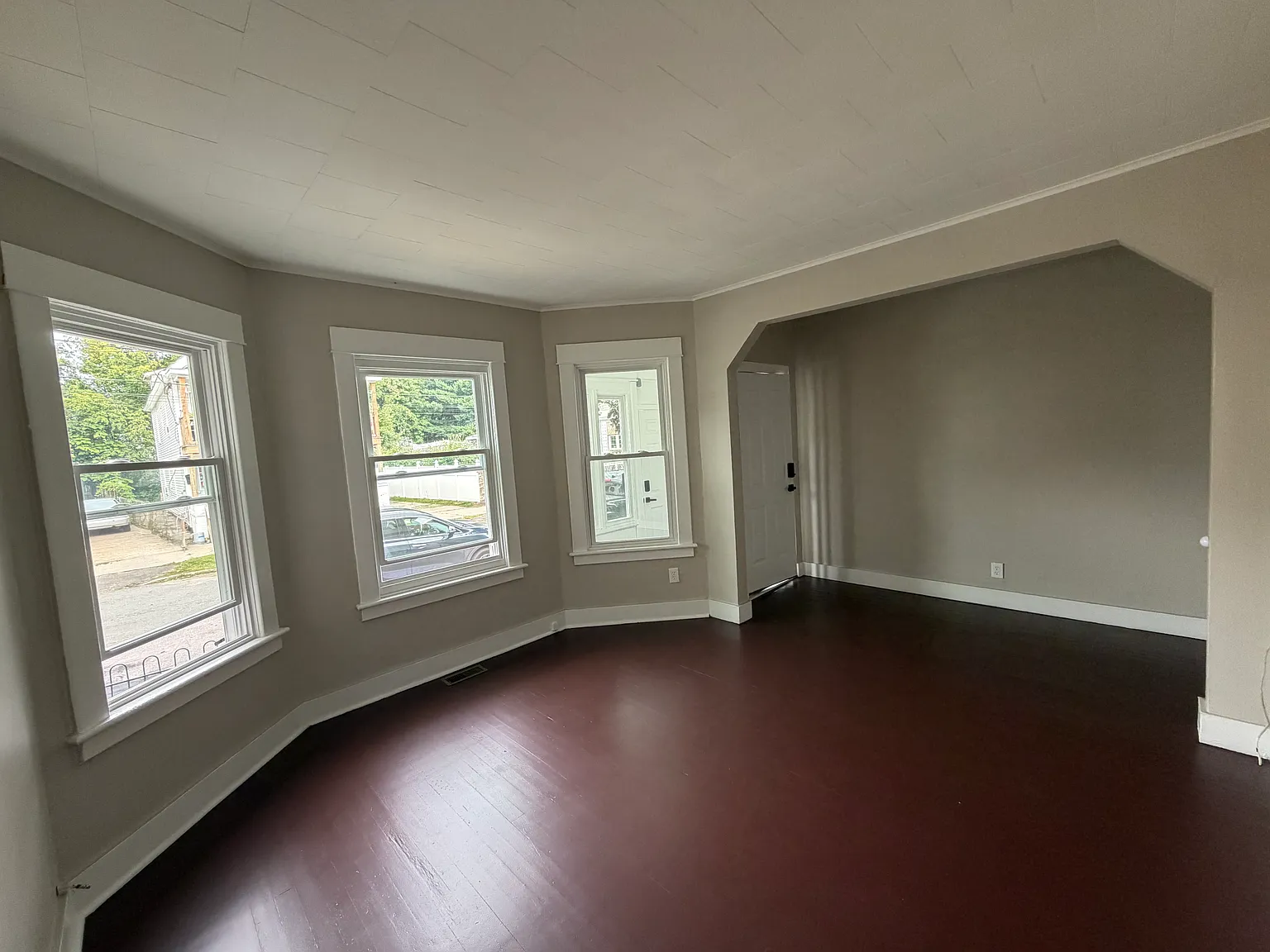2 bed, 975 sqft, $1,850 — Photo 3