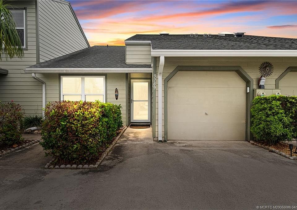 1st image of 3289 NE Holly Creek Dr